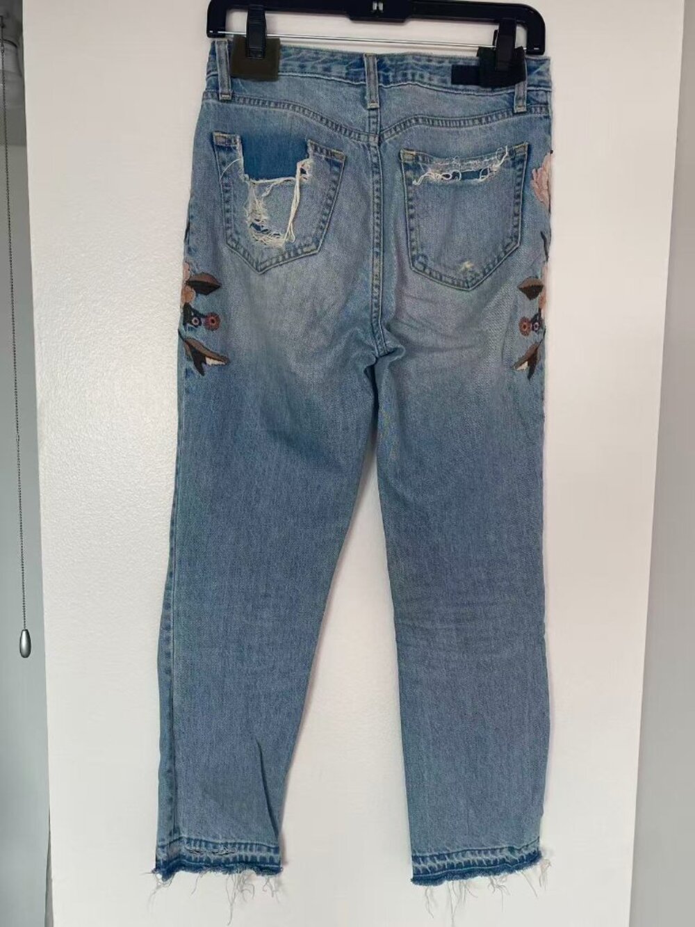 Abercrombie & Fitch Floral Embroidered Girlfriend Jeans - Picture 2 of 3